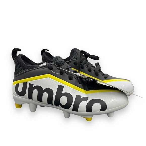 Umbro Pivot Soccer Cleats Youth 12C Black White Yellow KDUM11RT001 Sports NEW - Picture 1 of 10
